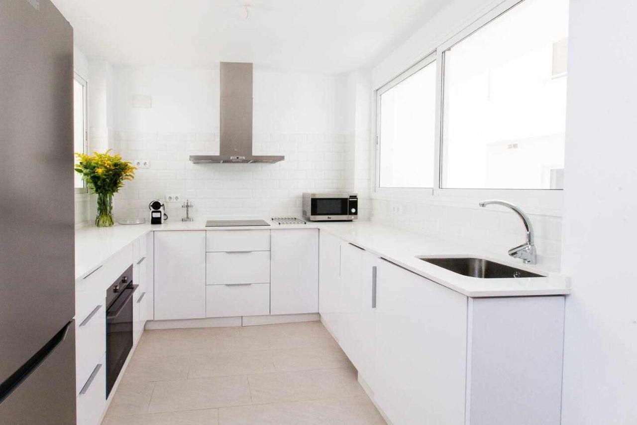 Isg Apartments Downtown Family Haven Free Parking Spot Σεβίλλη Εξωτερικό φωτογραφία